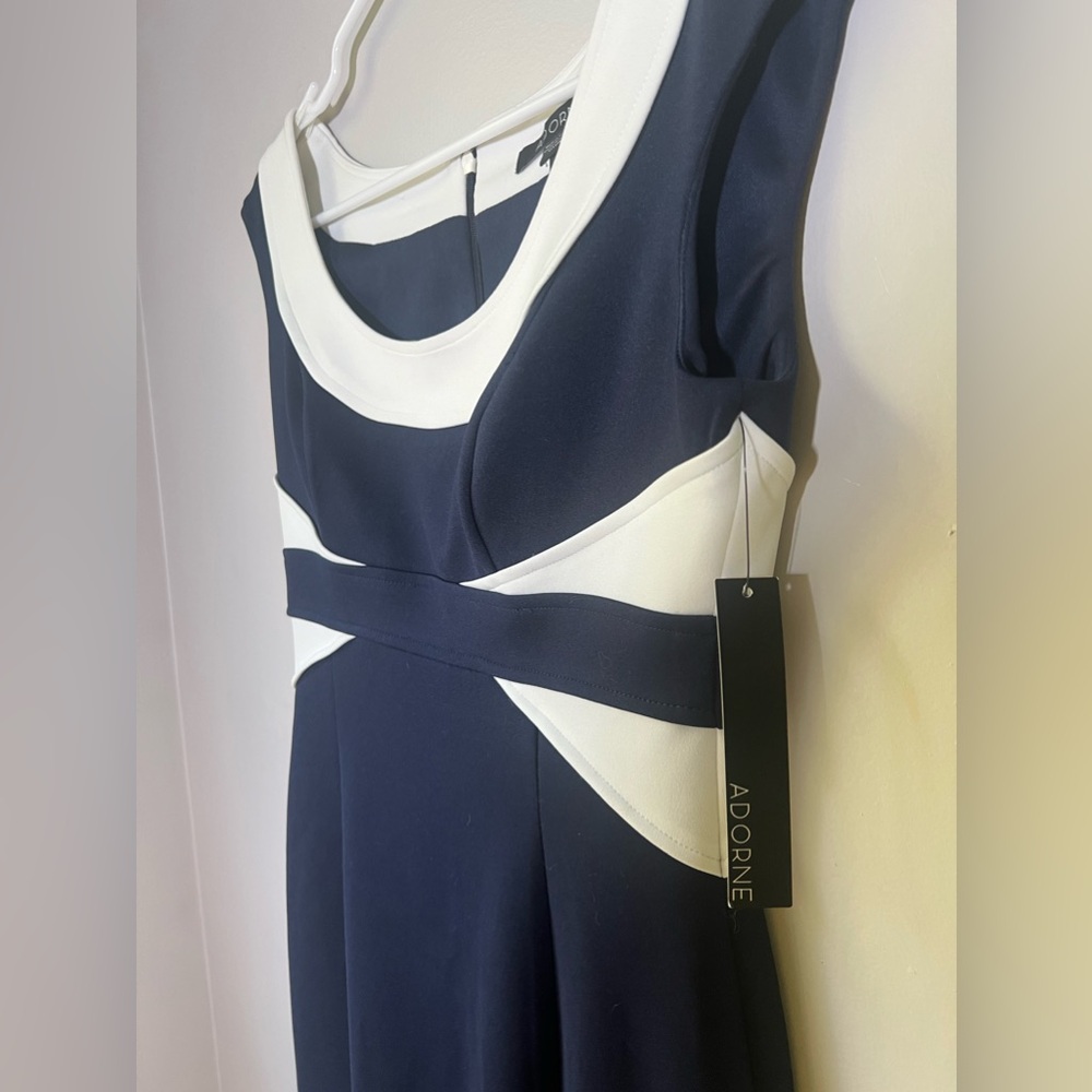 NWT Adorne Color Block Navy & White Dress Women’s Size 4 NEW - Picture 4 of 8